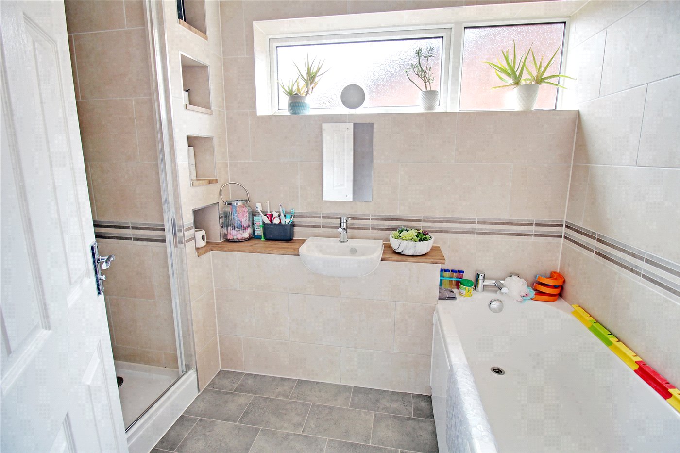 Fanily Bathroom